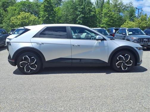 Gold 2024 Hyundai IONIQ 5 SEL