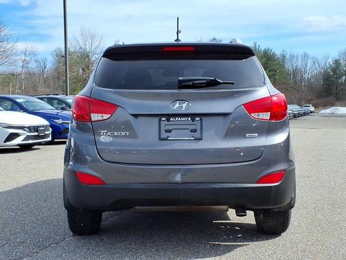 2014 Hyundai TUCSON SE