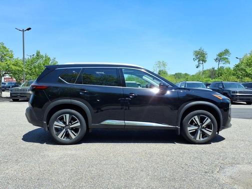 Black 2023 Nissan Rogue SL