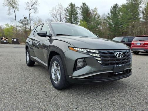 Amazon Gray 2023 Hyundai TUCSON SE