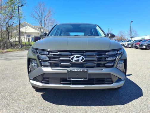 Green 2026 Hyundai TUCSON SE