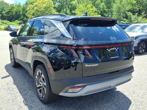 Ash Black 2026 Hyundai TUCSON Hybrid Limited