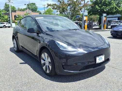 Black 2021 Tesla Model Y Long Range