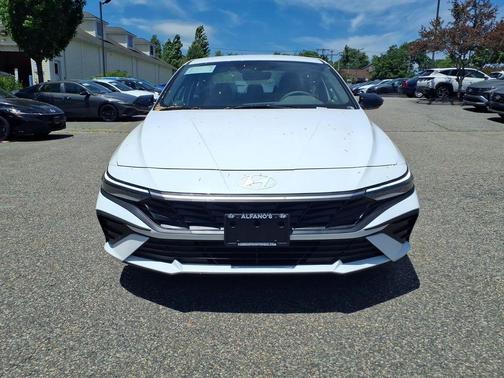Serenity White Pearl 2026 Hyundai ELANTRA SEL Sport
