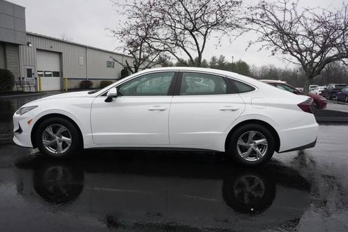 2023 Hyundai SONATA SE