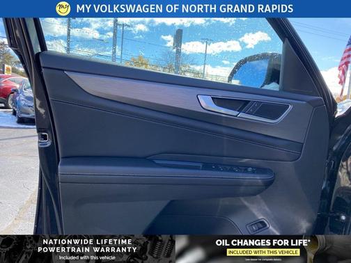 2026 Volkswagen Atlas Cross Sport 2.0T SE