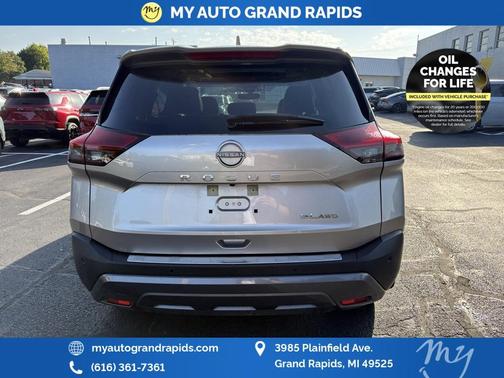 2023 Nissan Rogue SL