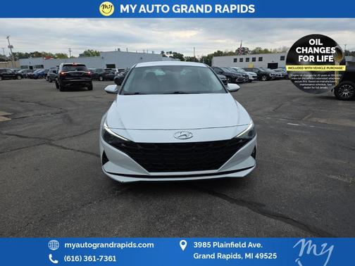 2022 Hyundai ELANTRA SEL