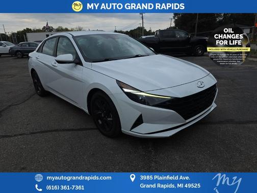 2022 Hyundai ELANTRA SEL