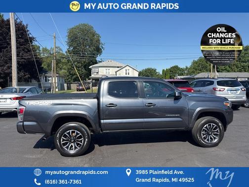 2022 Toyota Tacoma TRD Sport