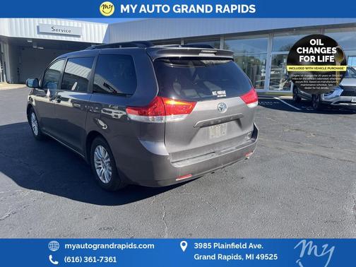 2014 Toyota Sienna L