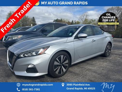 2022 Nissan Altima 2.5 SV