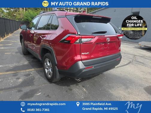 2023 Toyota RAV4 XLE