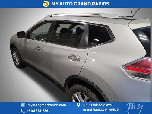 2016 Nissan Rogue SV