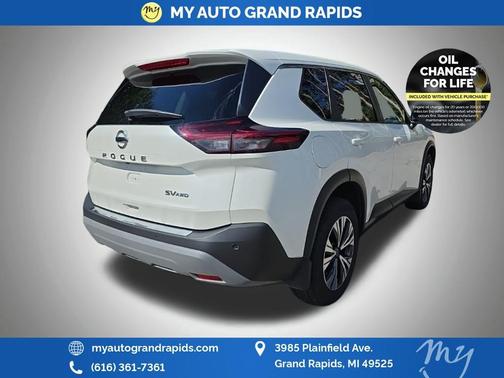 2022 Nissan Rogue SV