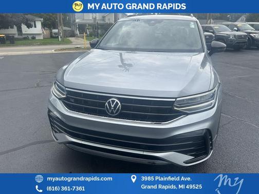 2022 Volkswagen Tiguan 2.0T SE R-Line Black