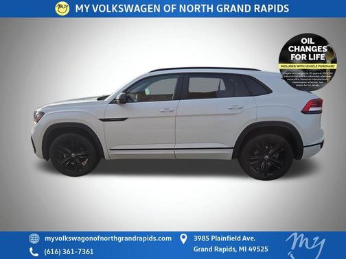 2023 Volkswagen Atlas Cross Sport 2.0T SEL R-Line Black