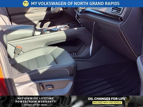 2025 Volkswagen Atlas 2.0T SEL