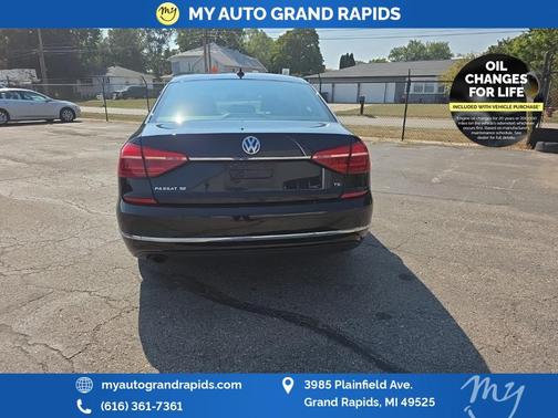 2016 Volkswagen Passat 1.8T SE