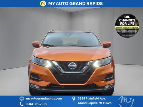 2022 Nissan Rogue Sport SV