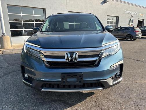 2020 Honda Pilot Touring 8-Passenger