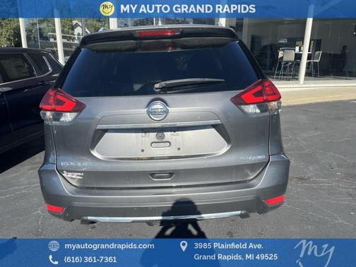 2018 Nissan Rogue SV