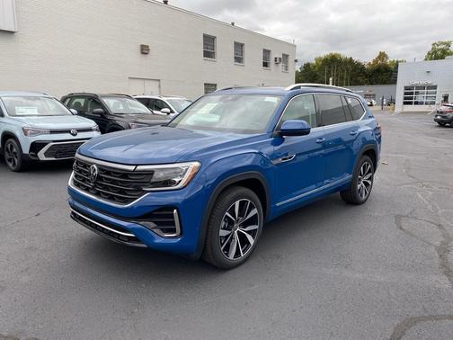 2025 Volkswagen Atlas 2.0T SEL Premium R-Line