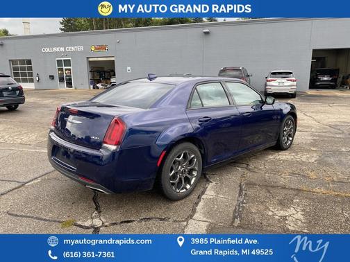 2017 Chrysler 300 S