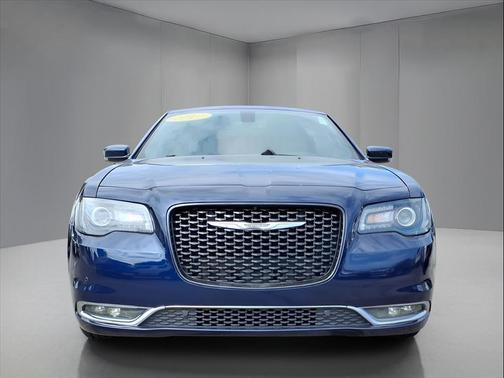 2017 Chrysler 300 S