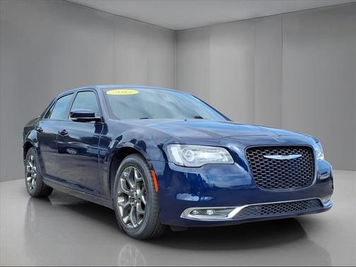 2017 Chrysler 300 S