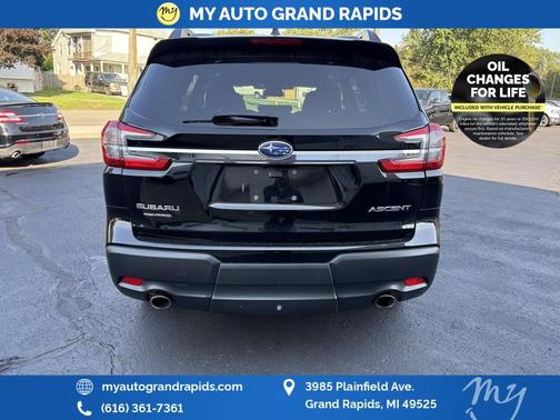 2023 Subaru Ascent Premium 8-Passenger