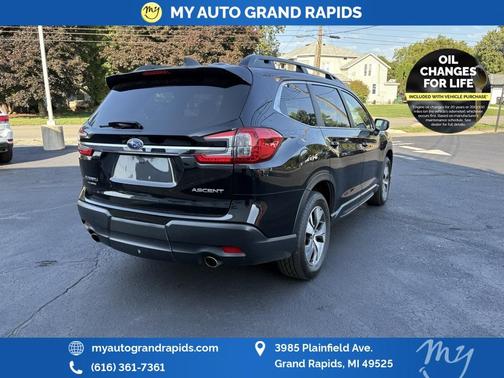 2023 Subaru Ascent Premium 8-Passenger