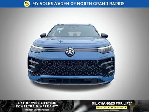 2025 Volkswagen Tiguan 2.0T SE R-Line Black