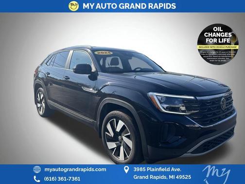 2024 Volkswagen Atlas Cross Sport 2.0T SE w/Technology