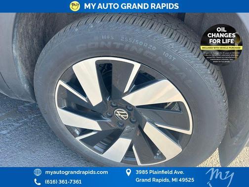 2024 Volkswagen Atlas Cross Sport 2.0T SE w/Technology