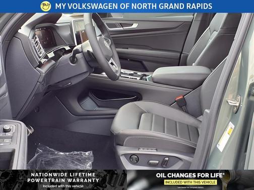 2026 Volkswagen Atlas Cross Sport 2.0T SEL R-Line Black