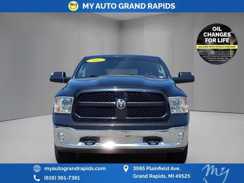 2017 RAM 1500 SLT