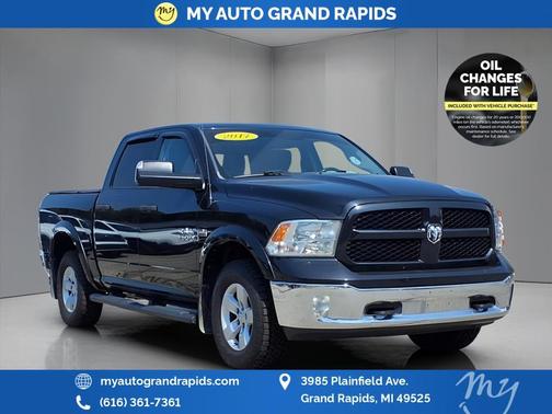 2017 RAM 1500 SLT