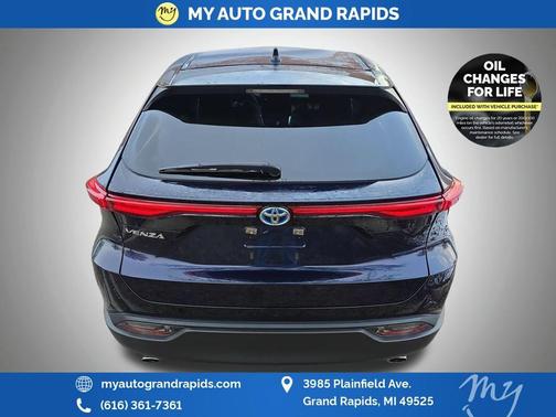 2024 Toyota Venza LE