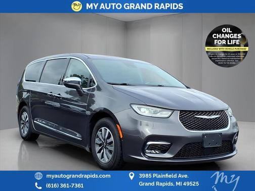 2022 Chrysler Pacifica Hybrid Limited