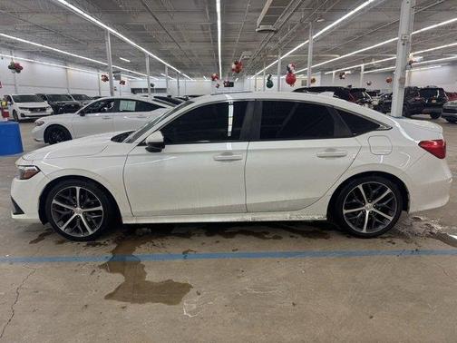 2023 Honda Civic Touring