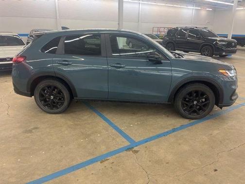 Pearl 2024 Honda HR-V Sport