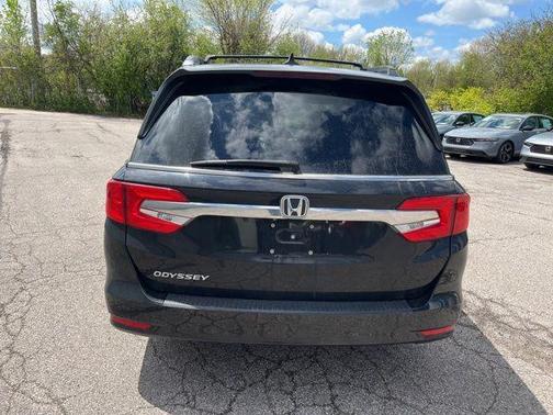 Crystal Black Pearl 2018 Honda Odyssey EX-L