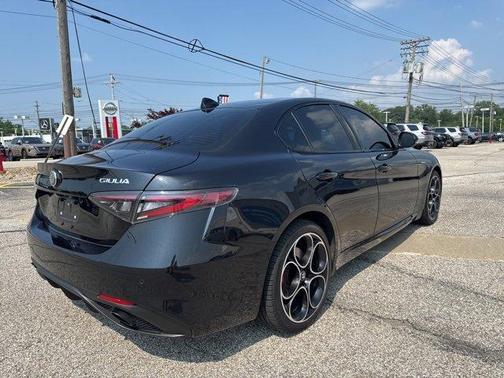 2024 Alfa Romeo Giulia Ti