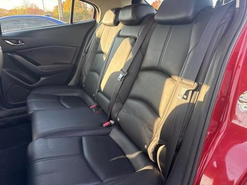 2018 Mazda Mazda3 Touring