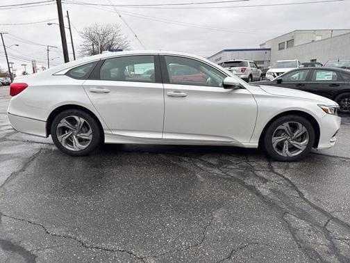 2019 Honda Accord EX