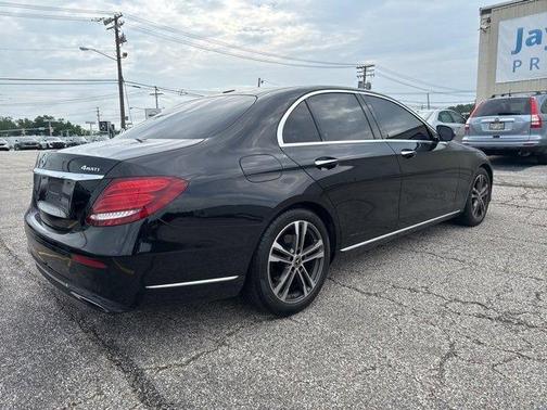 2019 Mercedes-Benz E-Class E 300