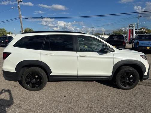 2022 Honda Pilot TrailSport