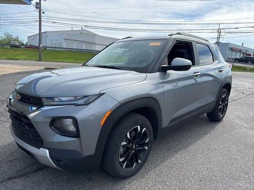Sterling Gray Metallic 2023 Chevrolet Trailblazer LT