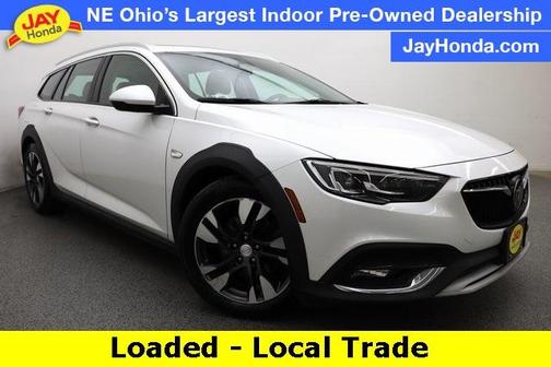 2018 Buick Regal TourX Essence